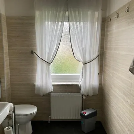 Apartment Naehe Lamspringe Mit 5 Schlafzimmer