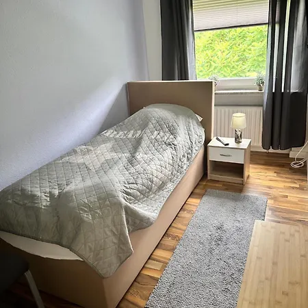 Apartment Ferienhaus Naehe Lamspringe Mit 5 Schlafzimmer Winzenburg